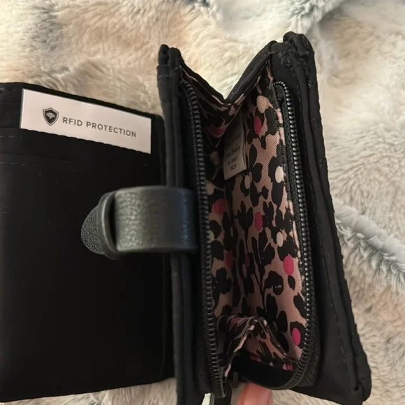 NWOT- Vera Bradley RFID wallet - Picture 4 of 7